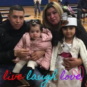 Meet your Posher, Lesly